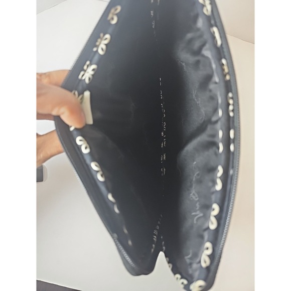 Vera Bradley Padded Black White Floral Computer Laptop Sleeve Bag - Picture 8 of 11